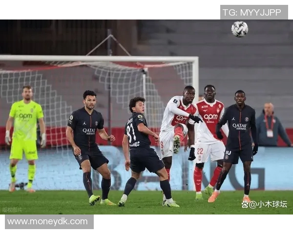 尼马加盟巴黎圣日耳曼，法甲豪门再添巨星引援，球迷们为其高薪合同点赞