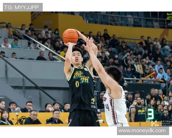 浙江东阳光遭遇连败，需调整阵容迎接新赛季